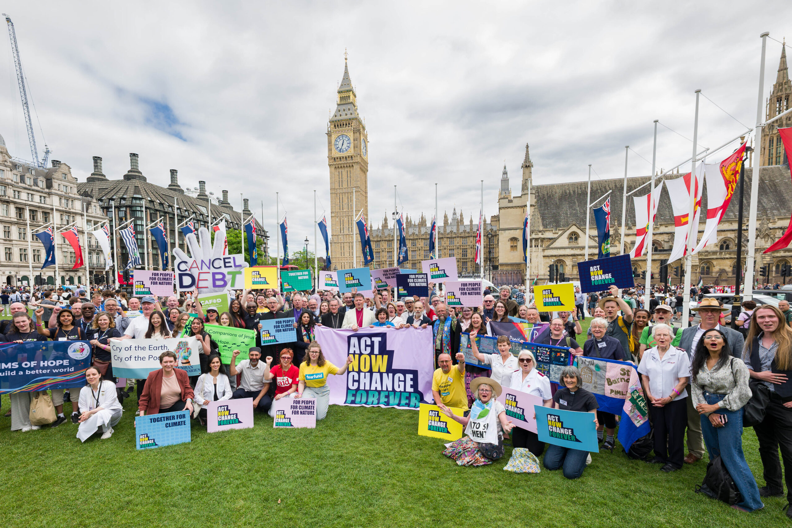 “We can’t leave getting involved to someone else”: Greenpeace volunteers meet their MPs